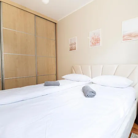 Cosy 3city In Center With Parking By Renters Appartement *