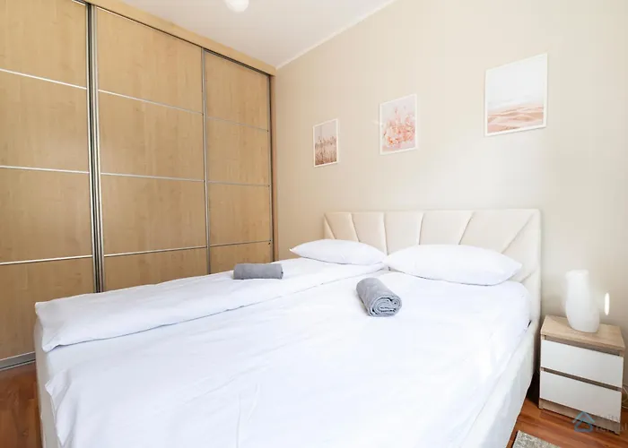 Cosy 3city In Center With Parking By Renters Apartament *